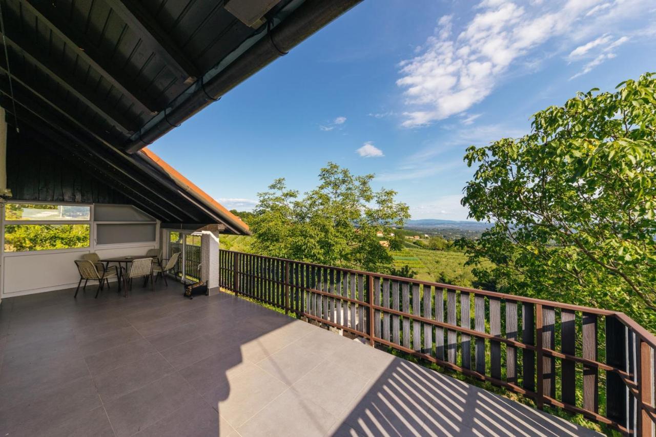 Cosy Hill Home Rucman With A Breathtaking View Zgornja Pohanca Eksteriør billede